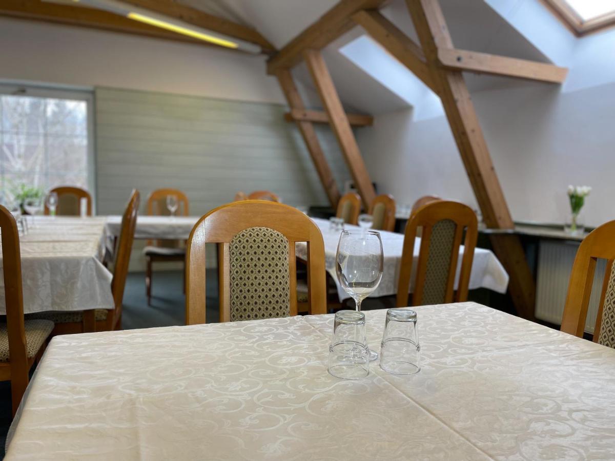 Hotel Colchi Uničov Eksteriør billede